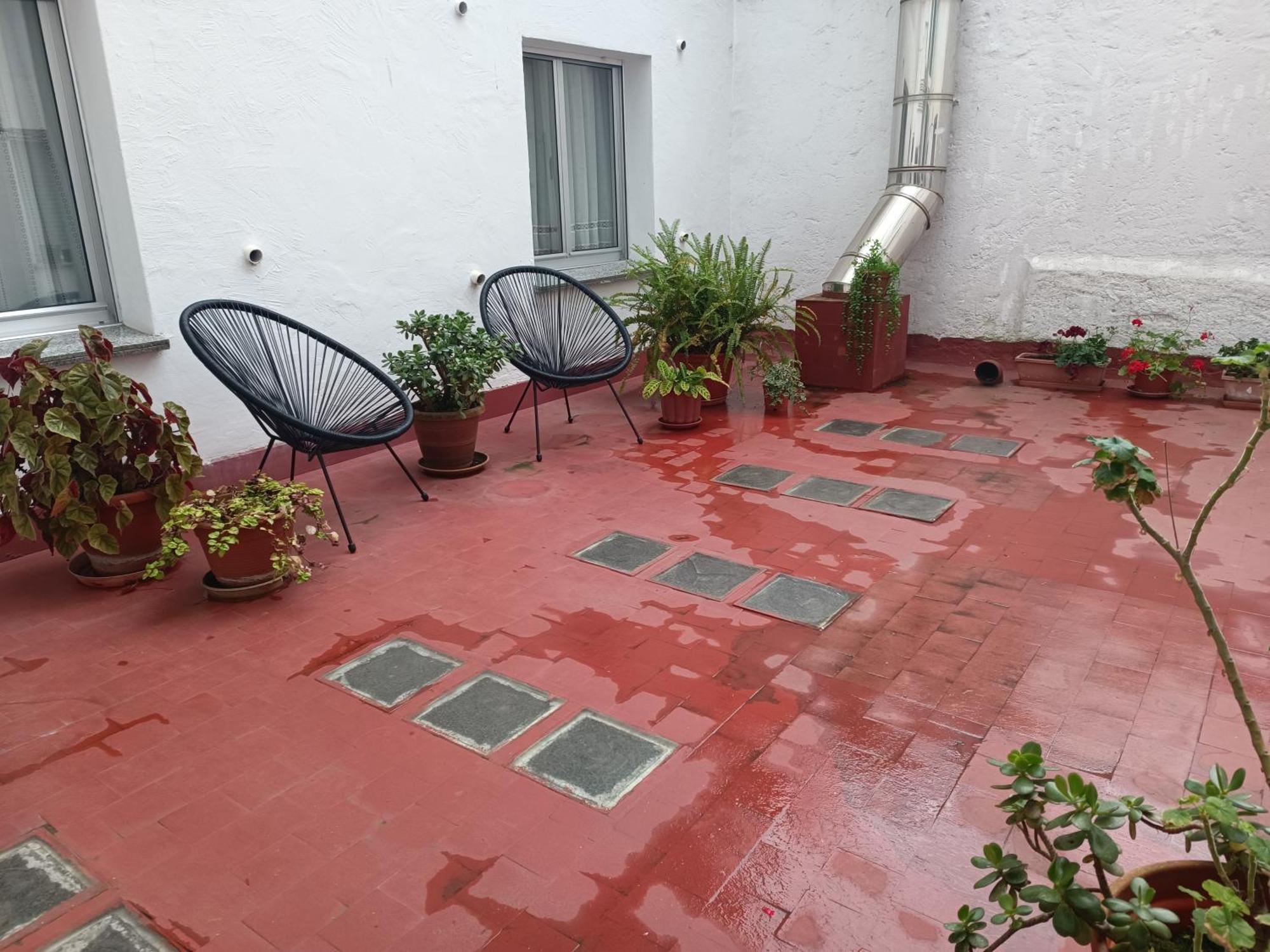 Como Una Casa De Campo En La Ciudad, Con Patio -Parking Gratis Хіхон Екстер'єр фото